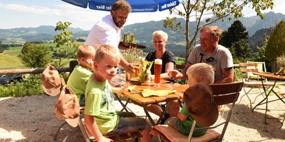 Hotels und Ferienwohnungen im Oberallgäu - Betriebsart | Angebot: Biergarten - Bayern - Berghof-Stüble im Alpenwildpark in Obermaiselstein - Berghof-Stüble im Alpenwildpark in Obermaiselstein
