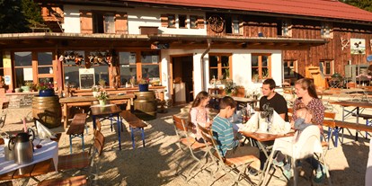 Hotels und Ferienwohnungen im Oberallgäu - Küchenstil: Gut bürgerlich - Obermaiselstein Schwarzenberg - Berghof-Stüble im Alpenwildpark in Obermaiselstein - Berghof-Stüble im Alpenwildpark in Obermaiselstein