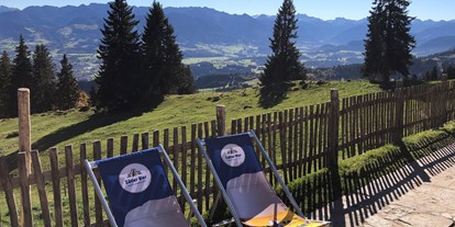 Hotels und Ferienwohnungen im Oberallgäu - Kinder & Familie: Kindergerichte - Einkehren an der Alpe Oberberg - Die Mittagbahn über Immenstadt im Sommer