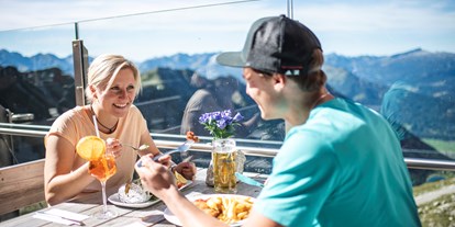 Hotels und Ferienwohnungen im Oberallgäu - Kategorien: Wanderweg - Deutschland - Wanderparadies Nebelhornbahn in Oberstdorf im Allgäu - Nebelhornbahn - Wanderparadies in Oberstdorf im Allgäu