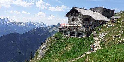 Hotels und Ferienwohnungen im Oberallgäu - Parken & Anreise: keine Anreise mit PKW möglich - Tannheimertal - Bad Kissinger Hütte - Bad Kissinger Hütte