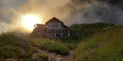 Hotels und Ferienwohnungen im Oberallgäu - Parken & Anreise: keine Anreise mit PKW möglich - Vorarlberg - Bad Kissinger Hütte - Bad Kissinger Hütte