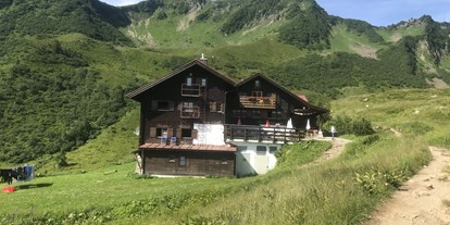 Hotels und Ferienwohnungen im Oberallgäu - Kategorien: Hüttenführer - Vorarlberg - Schwarzwasserhütte im Kleinwalsertal - Schwarzwasserhütte im Kleinwalsertal