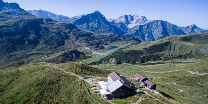 Hotels und Ferienwohnungen im Oberallgäu - Vorarlberg - Widdersteinhütte gegenüber den Lechtaler Alpen