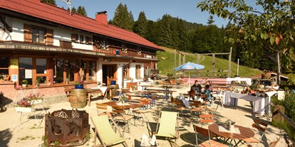 Hotels und Ferienwohnungen im Oberallgäu - Kinder & Familie: Kindergerichte - Obermaiselstein - Alpenwildpark - Wildgehege in Obermaiselstein im Allgäu - Alpenwildpark in Obermaiselstein mit Shuttle-Service