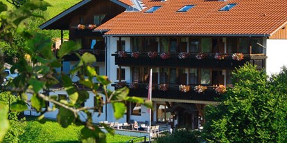 Hotels und Ferienwohnungen im Oberallgäu - Unterkunftsart: Pension, Hotel Garni, Gasthof - Deutschland - Alpenhotel Sonneck in Bad Hindelang im Allgäu - Alpenhotel Sonneck in Bad Hindelang im Allgäu