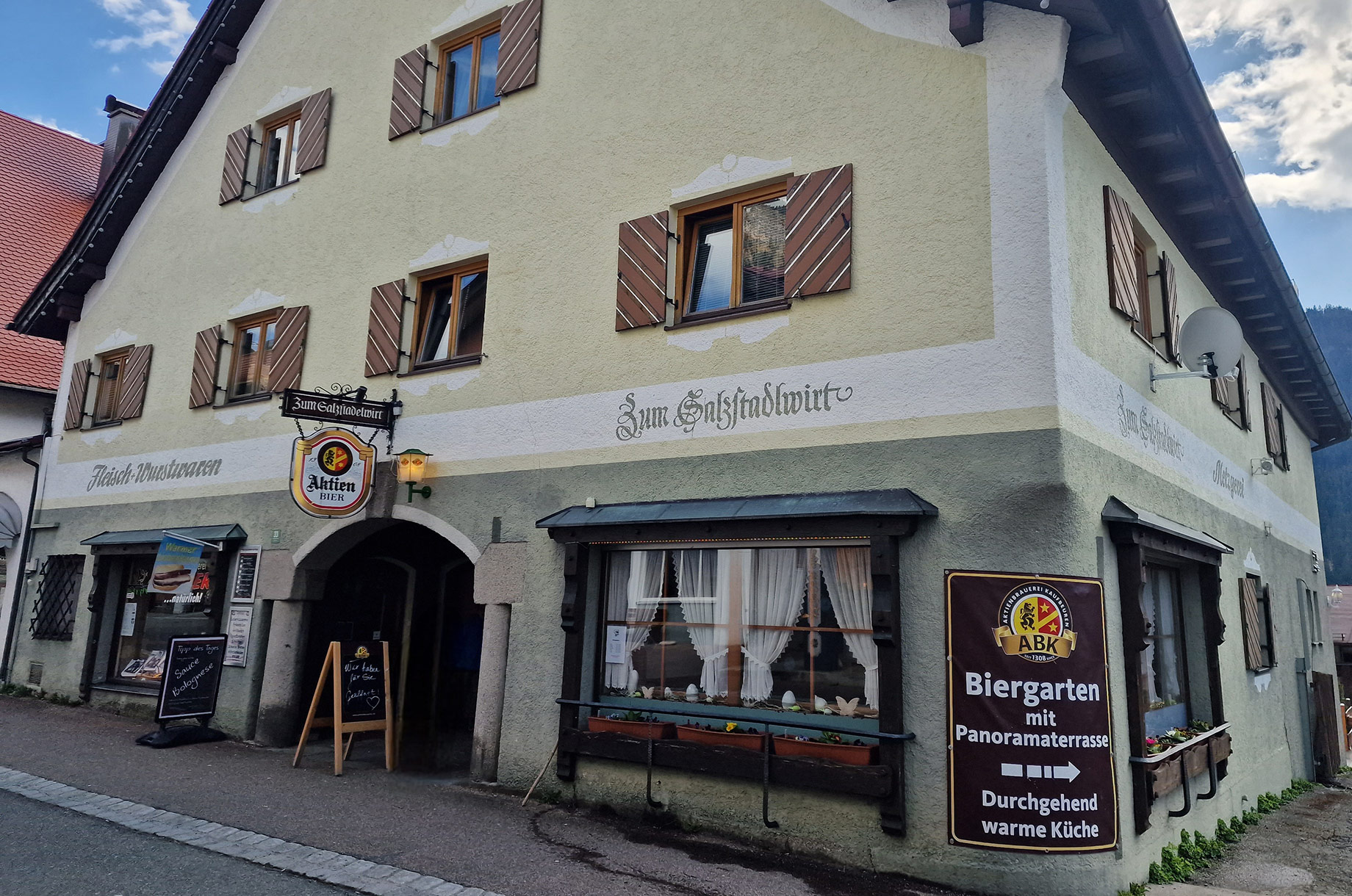 Hotels und Ferienwohnungen im Oberallgäu - Salzstadlwirt - Gaststätte mit Biergarten in Bad Hindelang - Salzstadlwirt - Gaststätte mit Biergarten in Bad Hindelang