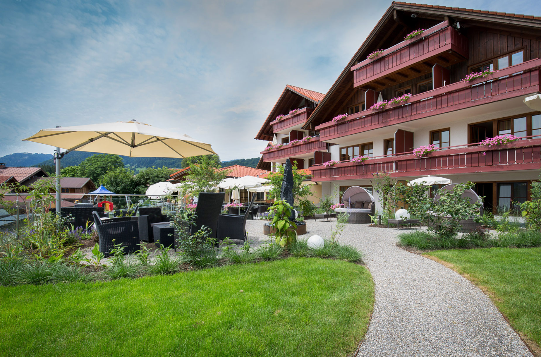 Restaurantführer für das Oberallgäu: Café & Restaurant im Hotel Viktoria in Rubi bei Oberstdorf - Café & Restaurant im Hotel Viktoria in Rubi bei Oberstdorf