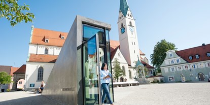 Hotels und Ferienwohnungen im Oberallgäu - Kategorien: Museum - Bayern - Erasmuskapelle - unterirdischer Schauraum
