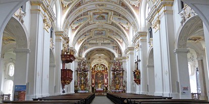 Hotels und Ferienwohnungen im Oberallgäu - Kategorien: Museum - Deutschland - Basilika St. Lorenz