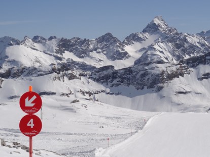 Hotels und Ferienwohnungen im Oberallgäu - Kategorien: Bergbahn - Oberallgäu - Skigebiete im Allgäu - die Nebelhornbahn über Oberstdorf - Die Nebelhornbahn im Winter 