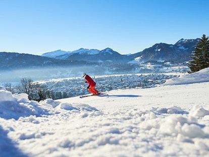 Hotels und Ferienwohnungen im Oberallgäu - Saison: Winter - Oberallgäu - Skigebiet Nebelhorn über Oberstdorf im Oberallgäu - Die Nebelhornbahn im Winter 