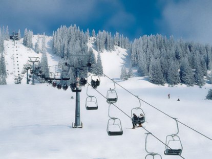 Hotels und Ferienwohnungen im Oberallgäu - Saison: Winter - Oberallgäu - Skigebiet Grasgehren am Riedbergpass im Oberallgäu - Sonnen- Skiparadies Grasgehren am Riedbergpass