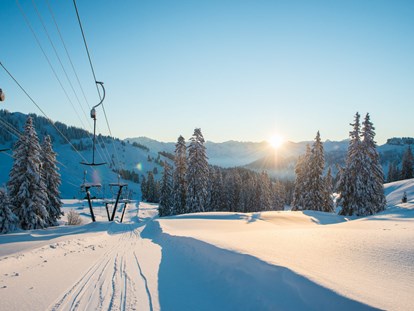 Hotels und Ferienwohnungen im Oberallgäu - Saison: Winter - Oberallgäu - Sonnenparadies Grasgehren - Obermaiselstein / Balderschwang - Sonnen- Skiparadies Grasgehren am Riedbergpass
