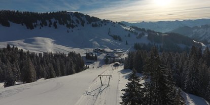 Hotels und Ferienwohnungen im Oberallgäu - Kategorien: Skigebiet - Deutschland - Skiparadies Grasgehren - Obermaiselstein / Balderschwang - Sonnen- Skiparadies Grasgehren am Riedbergpass