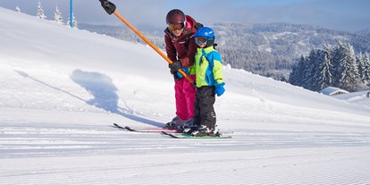 Hotels und Ferienwohnungen im Oberallgäu - Saison: Winter - Hirschegg (Mittelberg) - Skigebiete Allgäu -und Kleinwalsertal - die Heubergarena  - Parsenn- und Heubergarena - Skiliftverbund im Kleinwalsertal