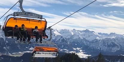 Hotels und Ferienwohnungen im Oberallgäu - Parken & Anreise: Anreise mit ÖPNV möglich - Bolsterlang - Hörnerbahn - Bolsterlang im Winter