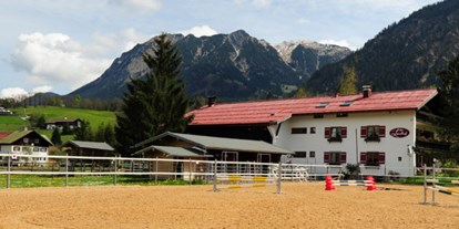 Hotels und Ferienwohnungen im Oberallgäu - Parken & Anreise: Anreise mit ÖPNV möglich - Oberallgäu - Pferde gestütztes Coaching im Allgäu