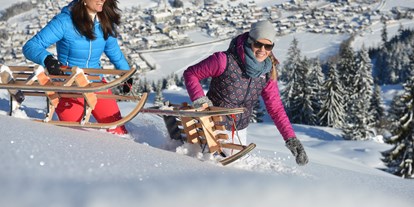 Hotels und Ferienwohnungen im Oberallgäu - Saison: Winter - Oberallgäu - Winterrodeln - Rodelbahnen an der Hornbahn in Bad Hindelang - Die Hornbahn in Bad Hindelang mit Naturrodelbahn