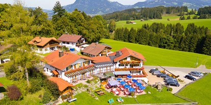 Hotels und Ferienwohnungen im Oberallgäu - Freizeit: Skifahren - Allgäu - Einer der besten Aussichtslagen des Allgäus - Alphorn - das Hotel mit Weitblick - Ofterschwang im Allgäu