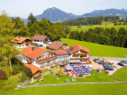 Hotels und Ferienwohnungen im Oberallgäu - Ofterschwang - Einer der besten Aussichtslagen des Allgäus - Alphorn - das Hotel mit Weitblick - Ofterschwang im Allgäu