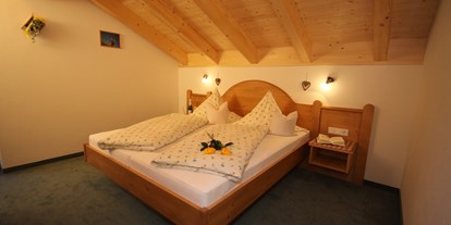 Hotels und Ferienwohnungen im Oberallgäu - Ausstattung: Garage / Carport - Bolsterlang Sonderdorf - Gästehaus Barbara