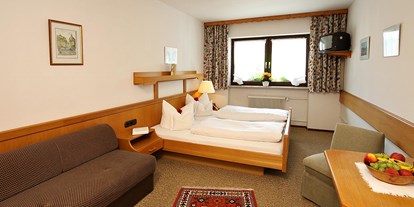 Hotels und Ferienwohnungen im Oberallgäu - Freizeit: Wandern - Österreich - Hotels im Kleinwalsertal - Montana in Riezlern - Hotel Montana in Riezlern im Kleinwalsertal