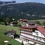 Hotels und Ferienwohnungen im Oberallgäu: Hotels im Kleinwalsertal - Montana in Riezlern - Hotel Montana in Riezlern im Kleinwalsertal