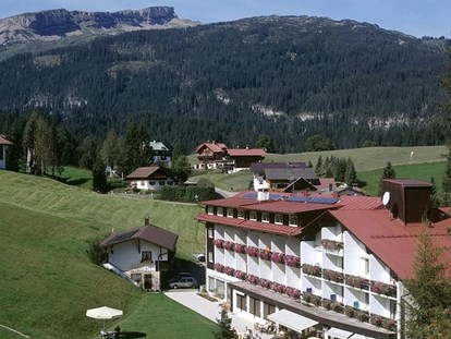 Hotels und Ferienwohnungen im Oberallgäu - Ausstattung: Kinderausstattung - Vorarlberg - Hotels im Kleinwalsertal - Montana in Riezlern - Hotel Montana in Riezlern im Kleinwalsertal