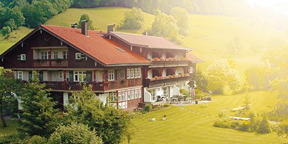 Hotels und Ferienwohnungen im Oberallgäu - Parken & Anreise: kostenloser Parkplatz - Allgäu - Hotel Mühlenhof in Oberstaufen im Allgäu - Hotel Mühlenhof in Oberstaufen im Allgäu