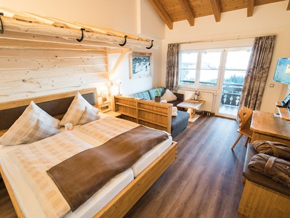 Hotels und Ferienwohnungen im Oberallgäu - Freizeit: Skifahren - Sonthofen HInang - Hotel im Oberallgäu - Hotel Sonnenklause - Berghotel Sonnenklause über dem Illertal im Oberallgäu