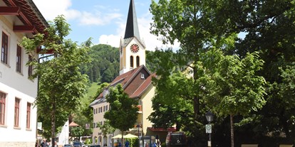 Hotels und Ferienwohnungen im Oberallgäu - Ausstattung: Parkplatz - Oberstaufen - Oberstaufen im Allgäu - Berghof am Paradies