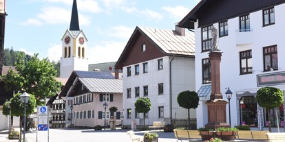 Hotels und Ferienwohnungen im Oberallgäu - Ausstattung: Garage / Carport - Deutschland - Oberstaufen im Allgäu - Berghof am Paradies