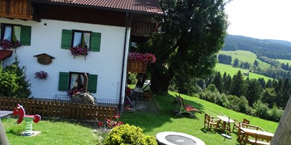 Hotels und Ferienwohnungen im Oberallgäu - Reisegrund: Familienurlaub - Deutschland - großer Spielplatz - Bergbauernhof Rief in Rettenberg im Allgäu