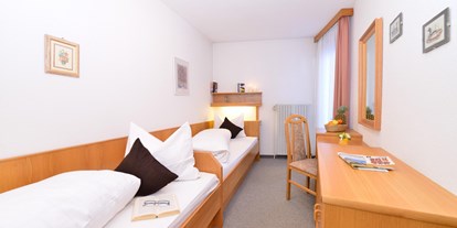 Hotels und Ferienwohnungen im Oberallgäu - Verpflegung: Brötchenservice - Kleinwalsertal - Hotels im Kleinwalsertal - Familienhotel in Riezlern - Familienhotel Kleinwalsertal in Riezlern