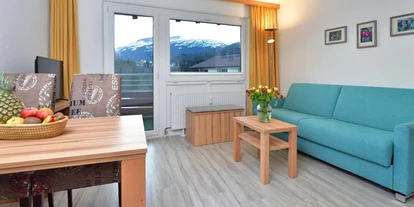 Hotels und Ferienwohnungen im Oberallgäu - Parken & Anreise: Busparkplatz - Hotels im Kleinwalsertal - Familienhotel in Riezlern - Familienhotel Kleinwalsertal in Riezlern