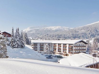 Hotels und Ferienwohnungen im Oberallgäu - Freizeit: Skifahren - Österreich - Hotels im Kleinwalsertal - Familienhotel in Riezlern - Familienhotel Kleinwalsertal in Riezlern