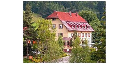Hotels und Ferienwohnungen im Oberallgäu - Ausstattung: Parkplatz - Blaichach - Goldenes Kreuz