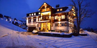 Hotels und Ferienwohnungen im Oberallgäu - Freizeit: Skifahren - Hirschegg (Mittelberg) - Gästehaus Zangerl