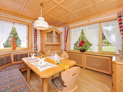 Hotels und Ferienwohnungen im Oberallgäu - Ausstattung: Sauna - Österreich - Almhof Rupp in Riezlern im Kleinwalsertal - Almhof Rupp in Riezlern im Kleinwalsertal
