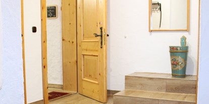 Hotels und Ferienwohnungen im Oberallgäu - Ferienwohnung Rubihorn Eingangsbereich - Landhaus Glaab - Gästezimmer & Ferienwohnungen