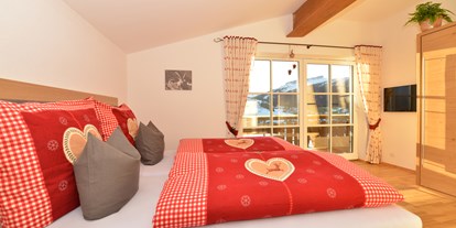 Hotels und Ferienwohnungen im Oberallgäu - Ausstattung: Nichtraucherhaus - Kleinwalsertal - das Berghaus der Familie Mayer