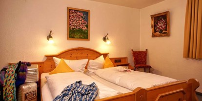 Hotels und Ferienwohnungen im Oberallgäu - Parken & Anreise: kostenloser Parkplatz - Hotel - Hotel Garni Kaserer in Fischen im Allgäu - Panorama - Hotel Kaserer in Fischen im Allgäu