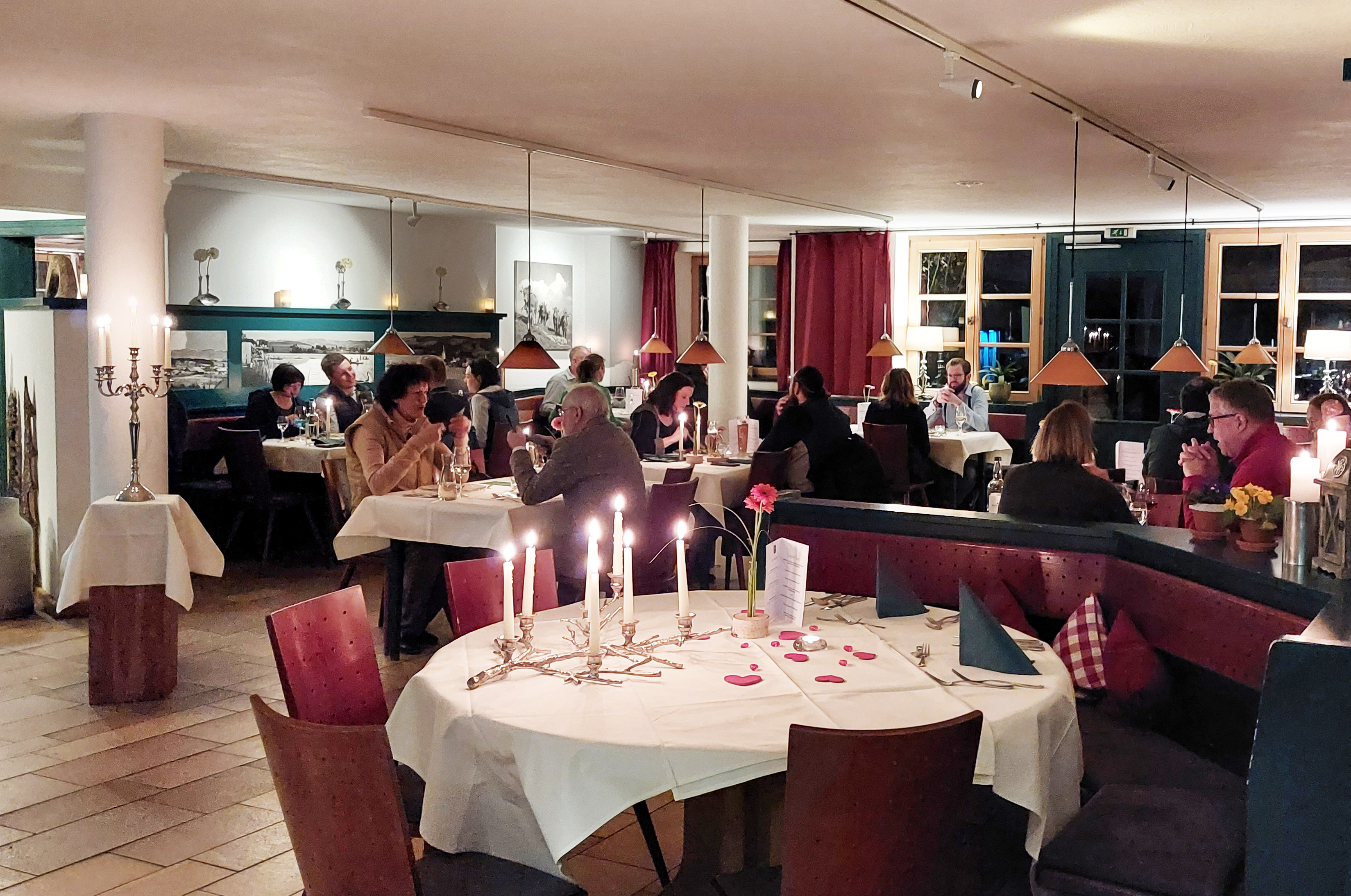 Veranstaltungen im Oberallgäu: Candle-Light-Dinner im Gasthof "Zum Hirsch" in Sulzberg - Candle-Light-Dinner im Gasthof "Zum Hirsch" in Sulzberg