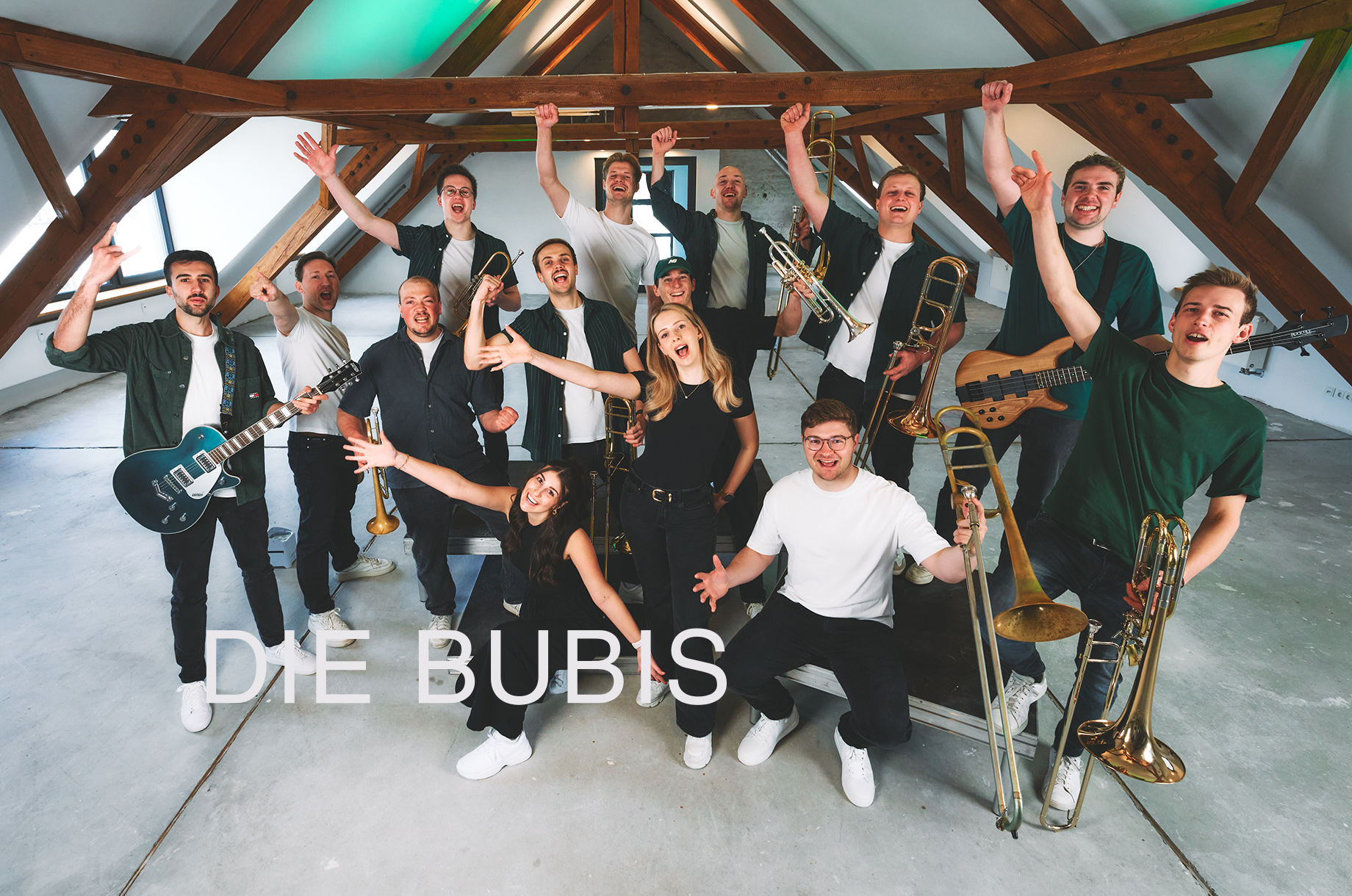 Hotels und Ferienwohnungen im Oberallgäu - "Die Bubis" beim Musikfest der Musikkapelle Akams zum 180-jährigen Jubiläum - Musikfest der Musikkapelle Akams zum 180-jährigen Jubiläum  