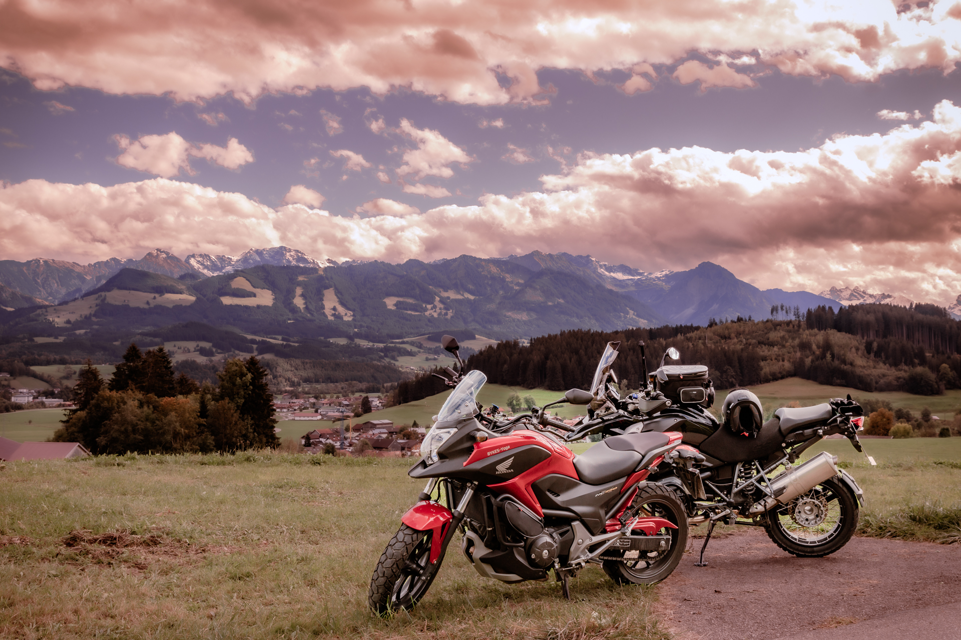 Veranstaltungen im Oberallgäu: BIKE-LIFE-BALANCE - Motorrad- & Yogatage im Allgäu - BIKE-LIFE-BALANCE - Motorrad- & Yogatage im Allgäu