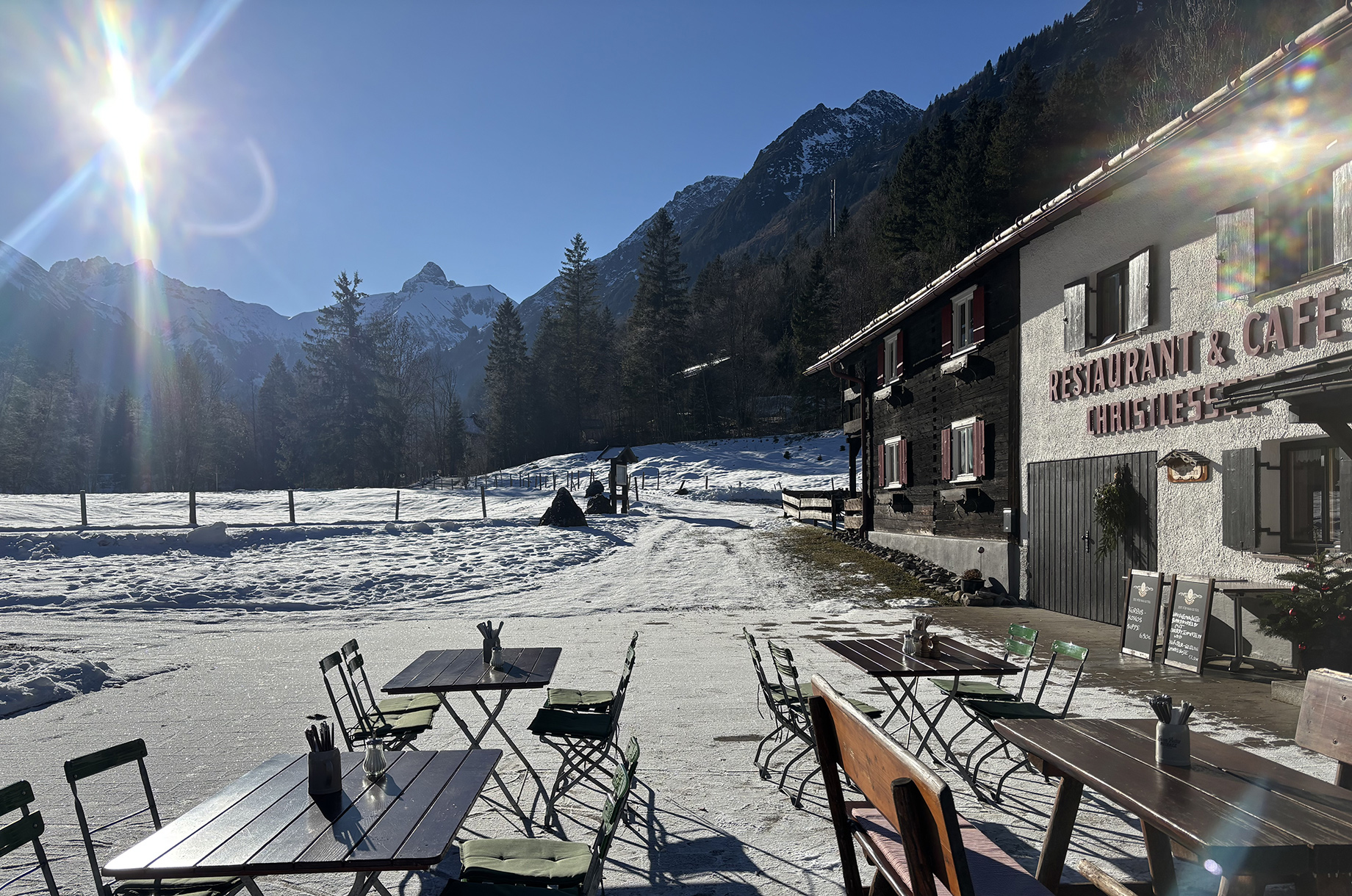 Unterkunft im Allgäu: Ferienwohnungen im Café - Restaurant Christlessee - Ferienwohnungen im Café - Restaurant Christlessee 
