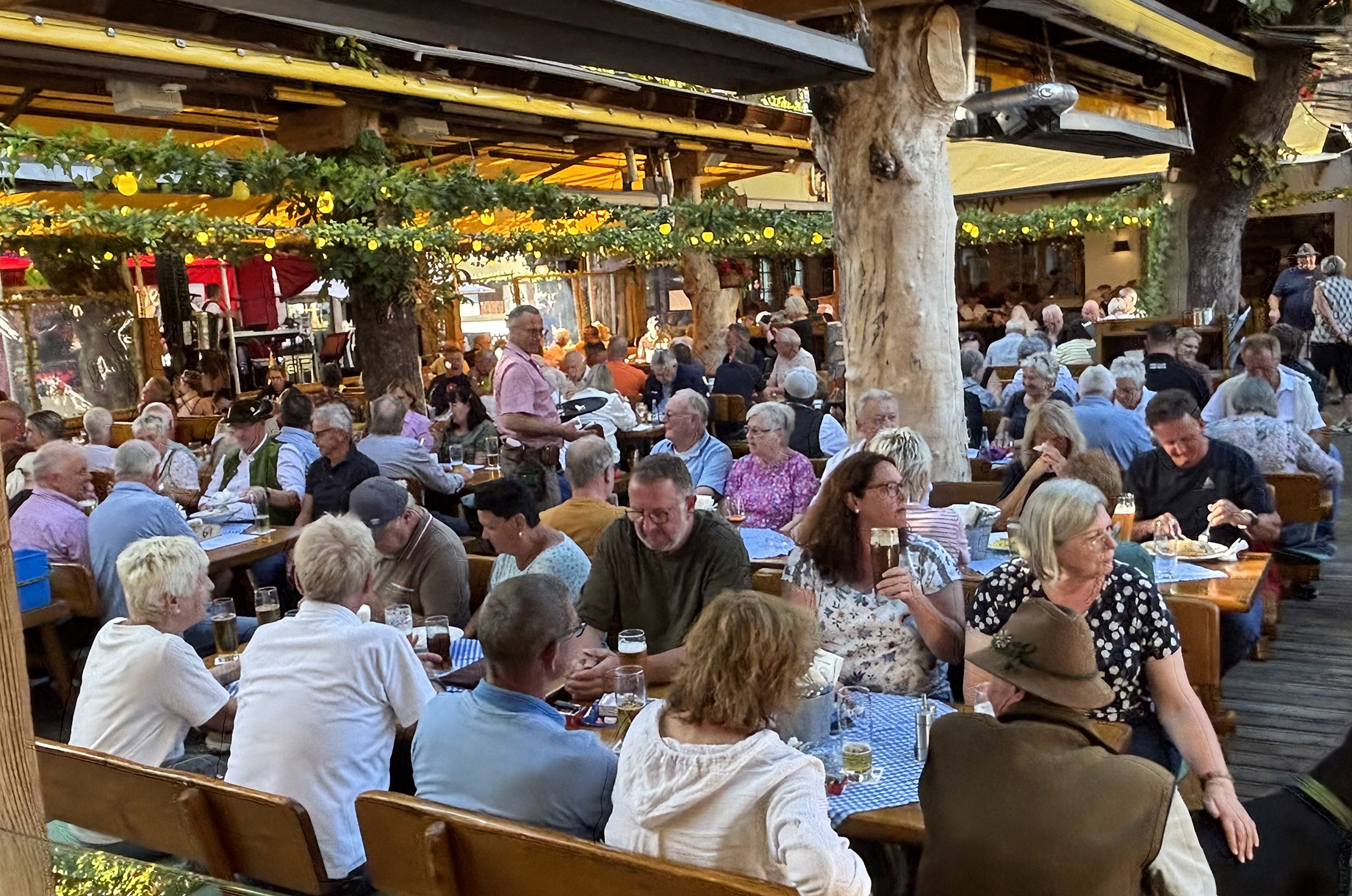 Veranstaltungen im Oberallgäu: Das Sommerfest mit "Kultstatus" in der Traube Oberstdorf - Das Sommerfest mit "Kultstatus" in der Traube Oberstdorf 