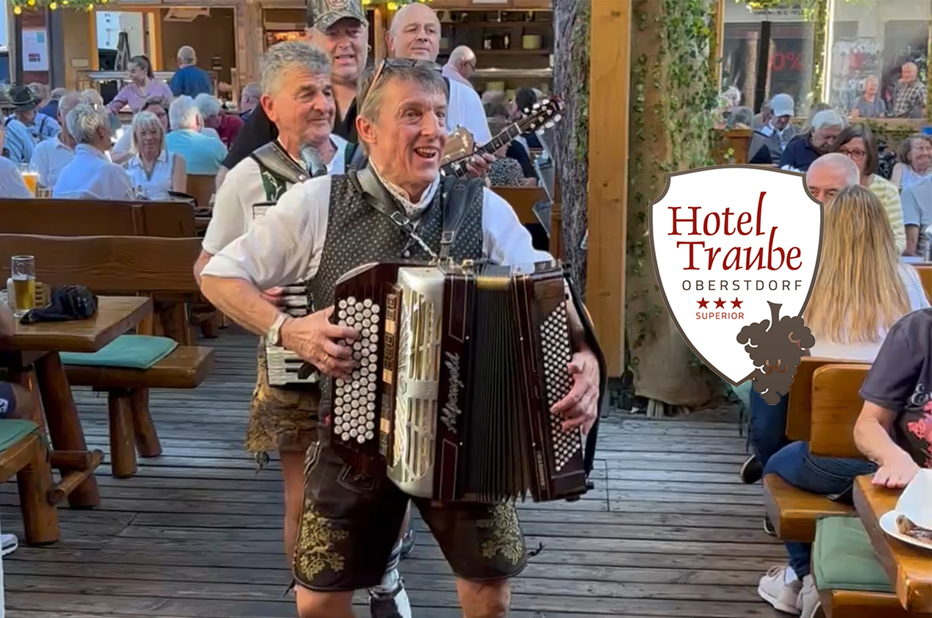Veranstaltungen im Oberallgäu: Das Sommerfest mit "Kultstatus" in der Traube Oberstdorf - Sommerfest mit "Kultstatus" in der Traube Oberstdorf 