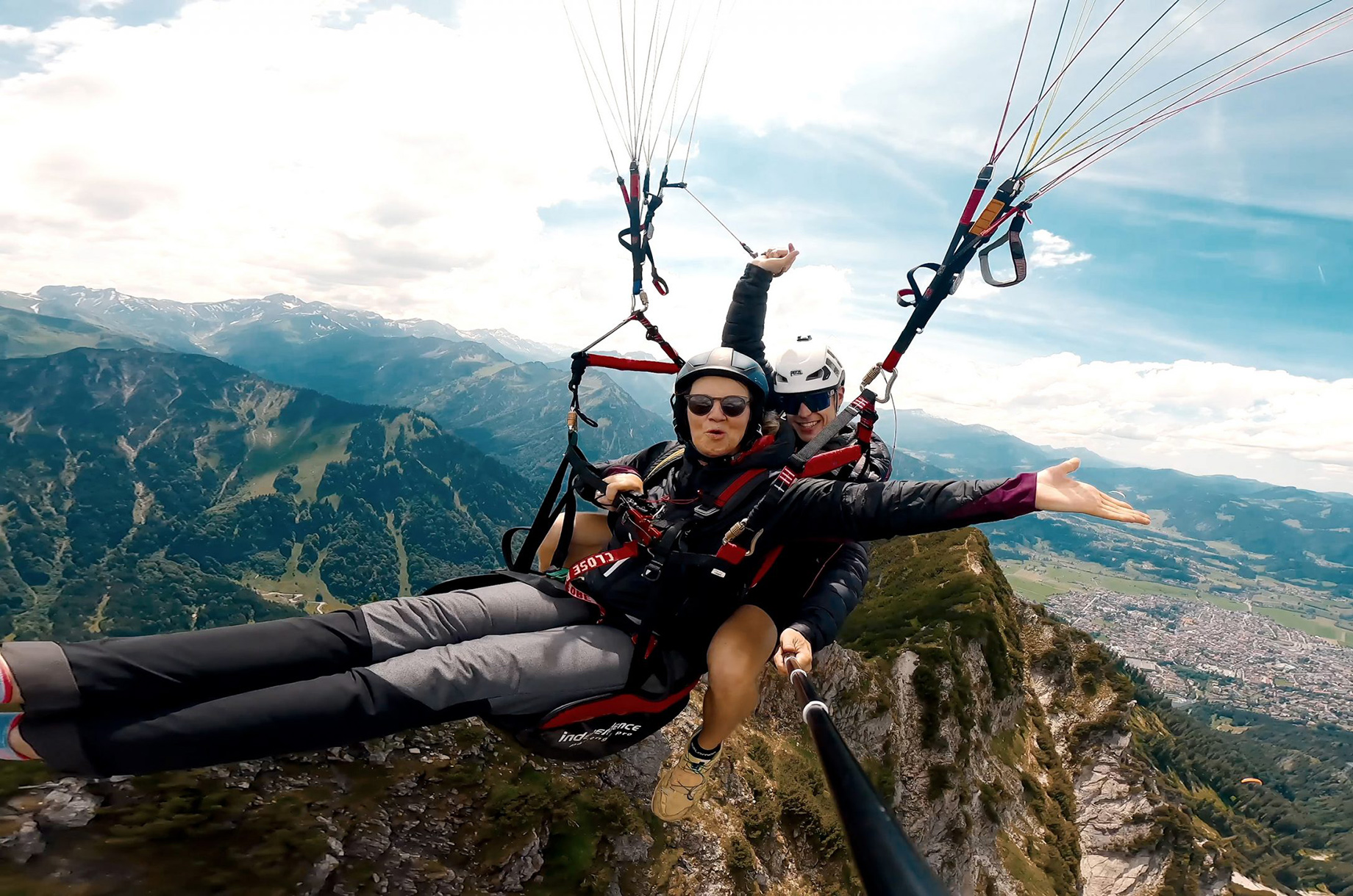Erlebnisse im Oberallgäu: Erlebe die 3. Dimension - beim Tandemfliegen mit HochHinaus im Allgäu - Erlebe die 3. Dimension - beim Tandemfliegen im Allgäu
